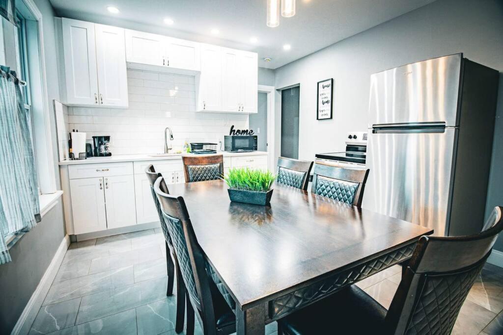 Comfortable 3Br, 1 Bath Close To The Falls Niagara Falls Esterno foto