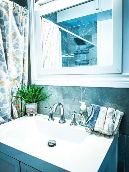 Comfortable 3Br, 1 Bath Close To The Falls Niagara Falls Esterno foto