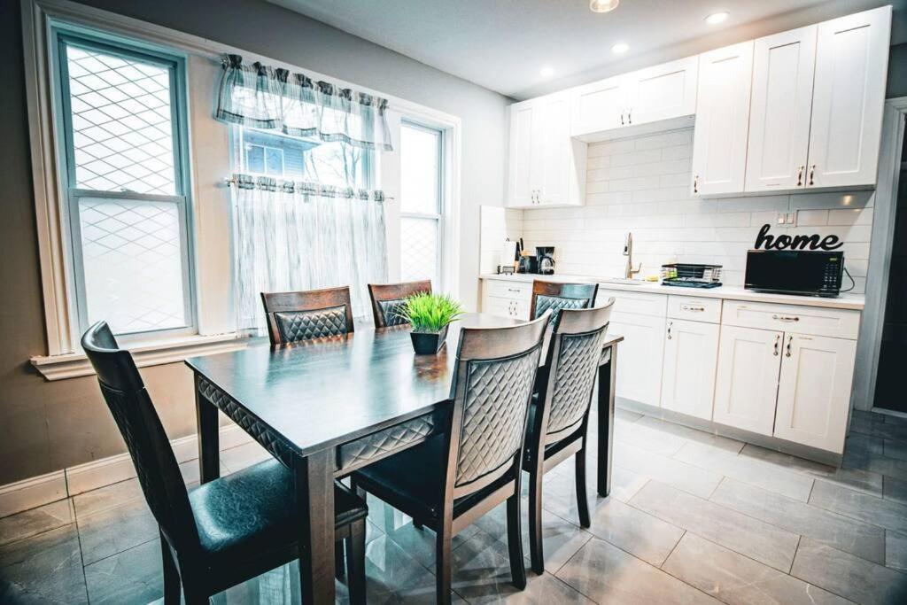 Comfortable 3Br, 1 Bath Close To The Falls Niagara Falls Esterno foto