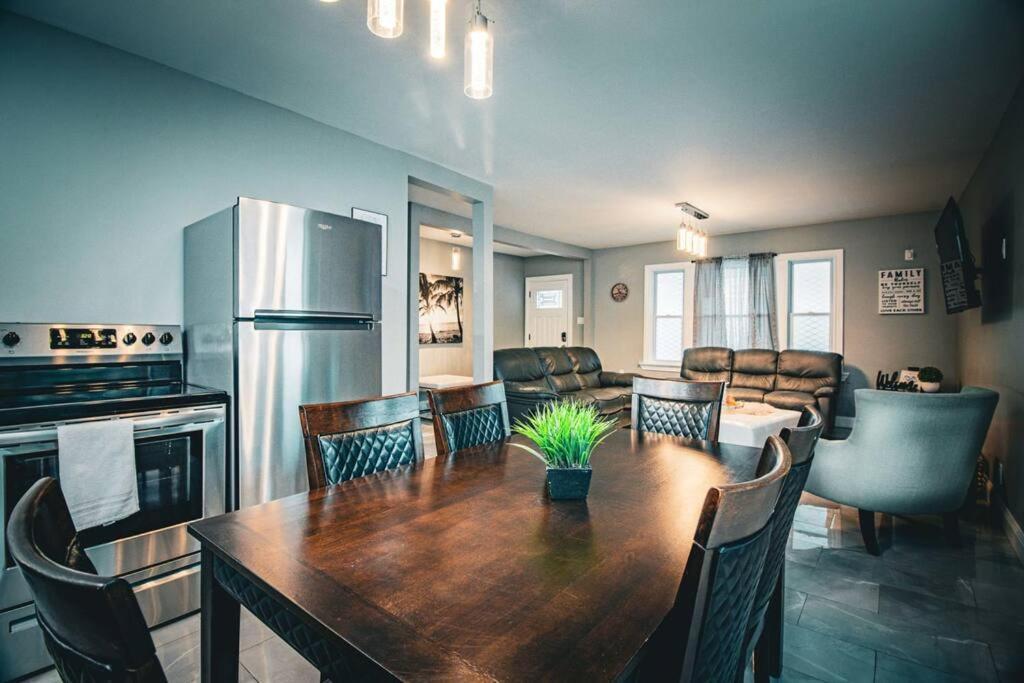 Comfortable 3Br, 1 Bath Close To The Falls Niagara Falls Esterno foto